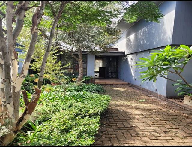 4 BEDROOM HOUSE FOR SALE IN VANDERBIJLPARK SW 1